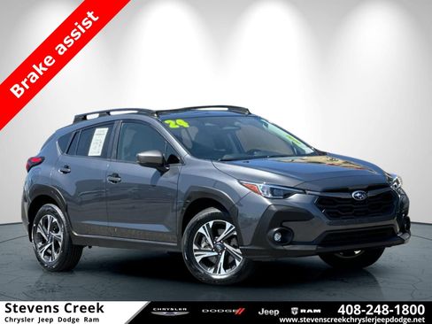 Used 2024 Subaru Crosstrek 2.0i Premium image 1