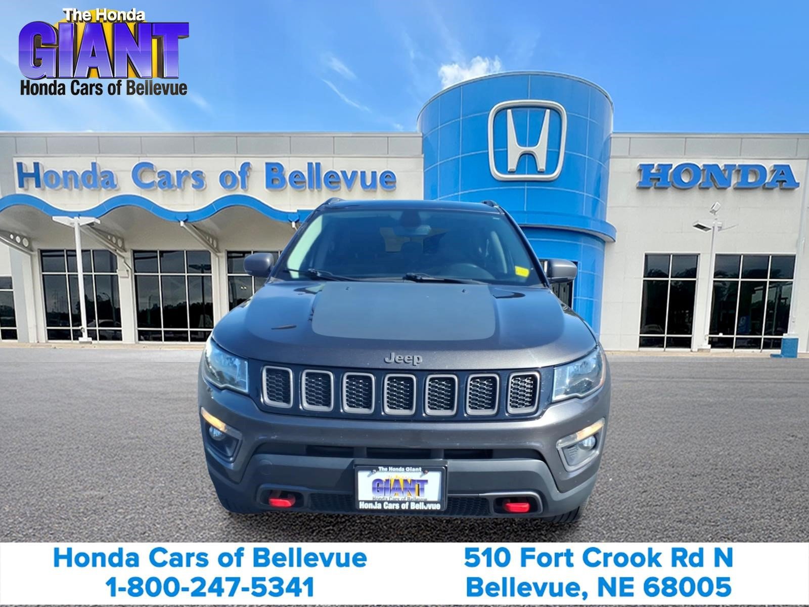 Used 2018 Jeep Compass Trailhawk AWD/4WD image 2