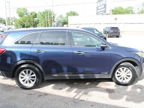 Used 2018 Kia Sorento LX AWD/4WD image 7