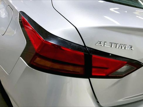 Used 2022 Nissan Altima 2.5 SV image 29