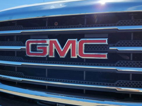 Used 2018 GMC Sierra 3500 SLT AWD/4WD image 12