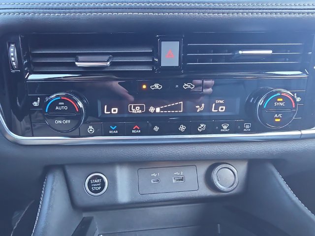 Used 2021 Nissan Rogue SL w/ Premium Package FWD image 22