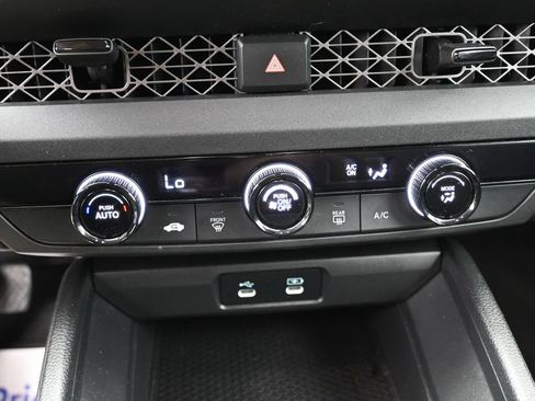 Used 2025 Honda Accord LX image 25