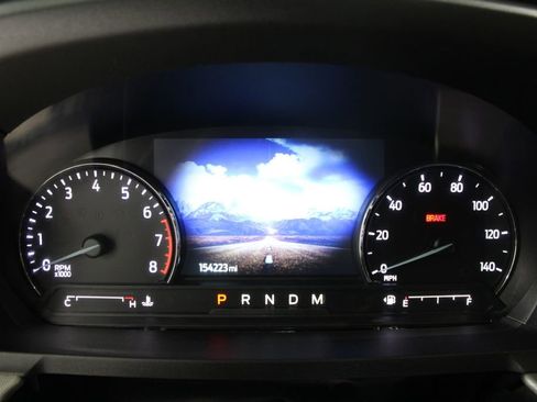 Used 2020 Ford Explorer XLT w/ Comfort Package RWD image 42