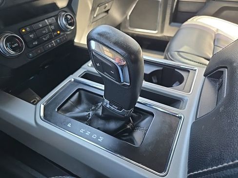Used 2019 Ford F150 Lariat w/ Equipment Group 502A Luxury AWD/4WD image 94