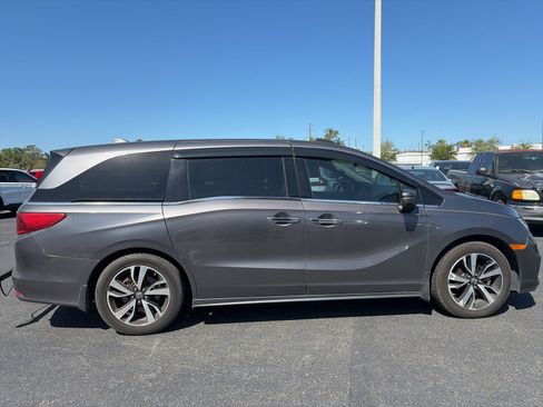 Used 2018 Honda Odyssey Elite image 8