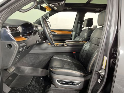 Used 2022 Jeep Grand Wagoneer Series III w/ Rear Seat Video Group 1 image 20