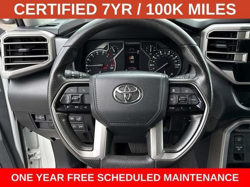Used 2022 Toyota Tundra SR5 w/ SR5 Convenience Package AWD/4WD image 18