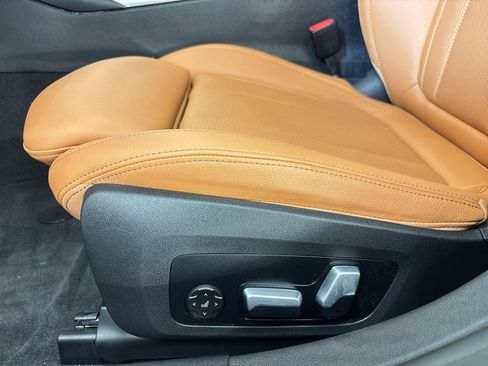 Used 2023 BMW i4 eDrive35 image 13