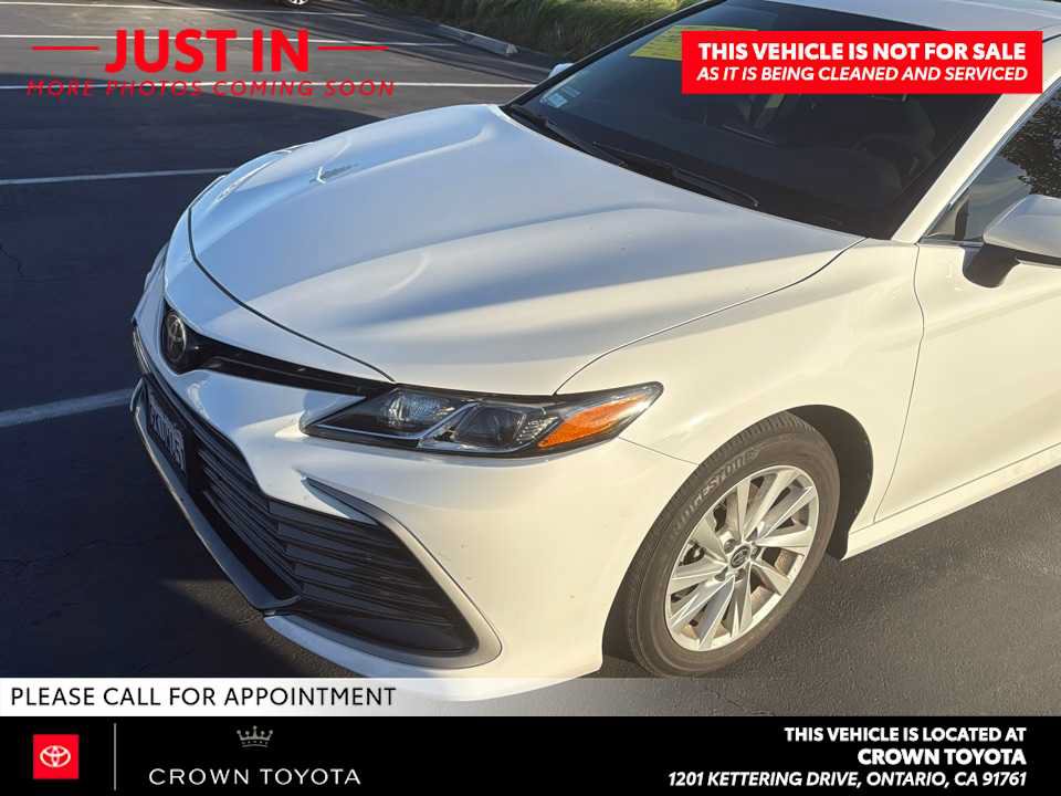Used 2024 Toyota Camry LE FWD image 1