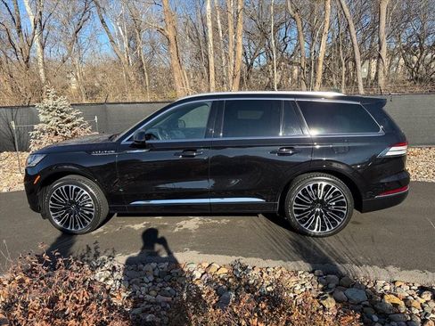New 2026 Lincoln Aviator Black Label image 2