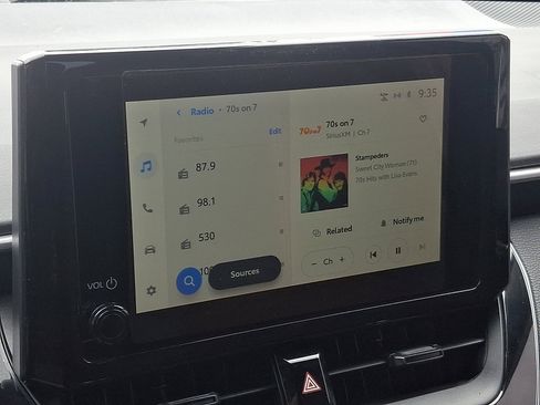 Used 2023 Toyota Corolla SE image 16