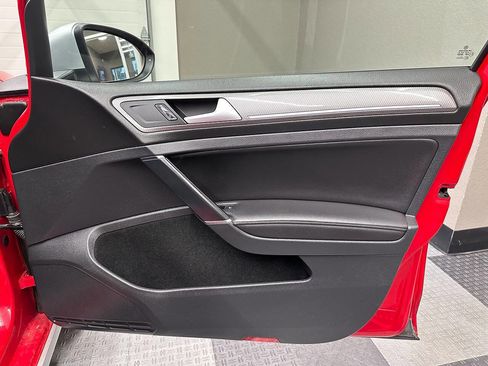 Used 2017 Volkswagen Golf Alltrack SEL image 23