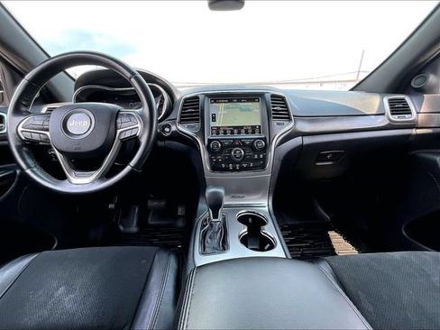 Used 2018 Jeep Grand Cherokee Altitude AWD/4WD image 21