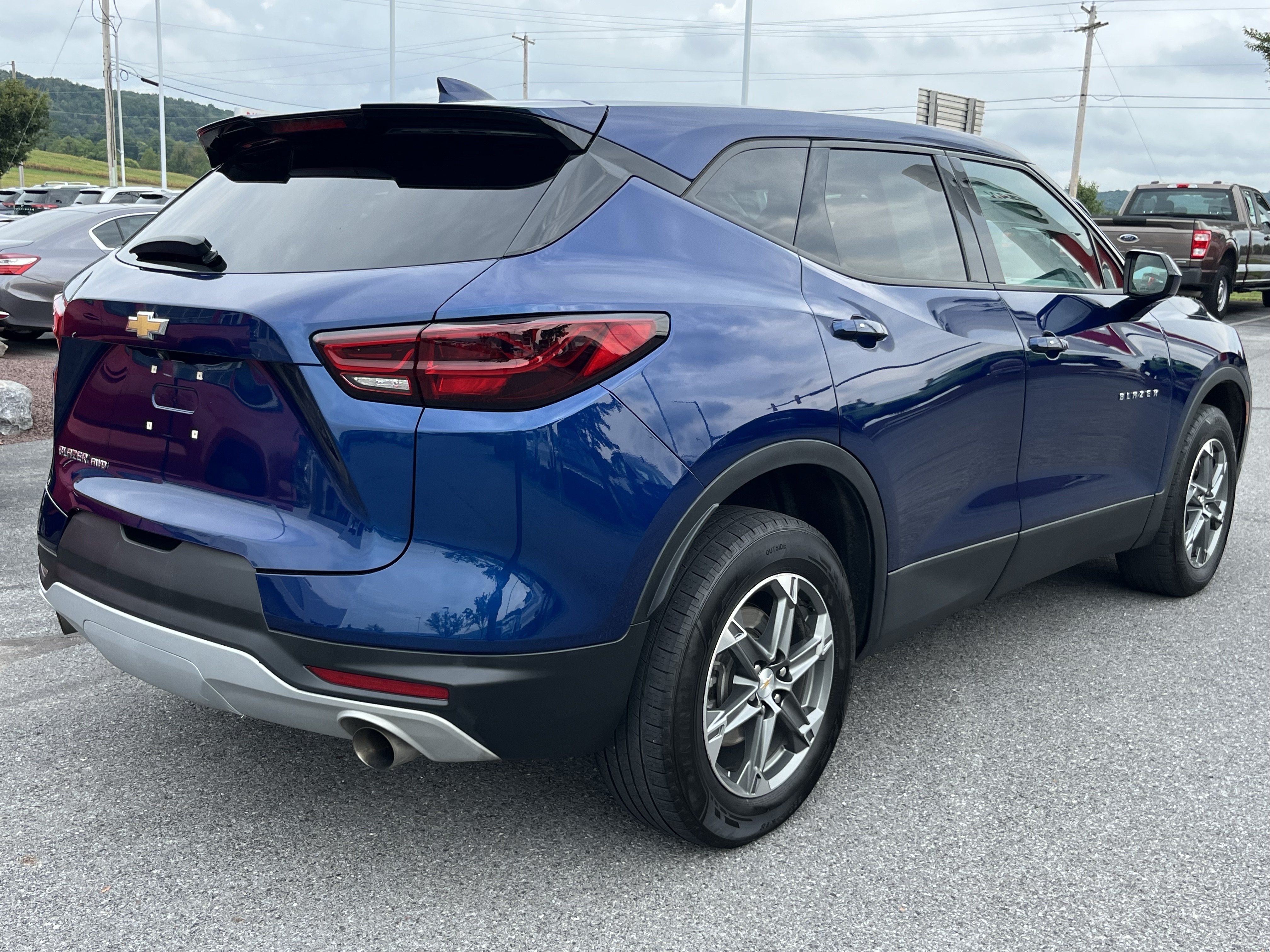 Used 2023 Chevrolet Blazer LT AWD/4WD image 5