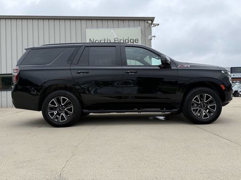 Used 2022 Chevrolet Tahoe Z71 w/ Luxury Package AWD/4WD image 32