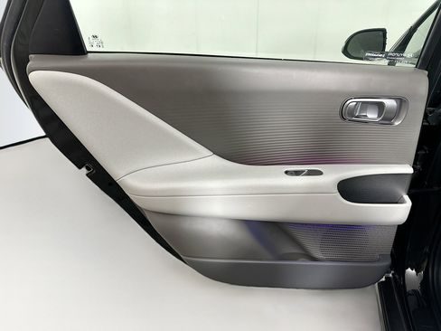 Used 2024 Hyundai Ioniq 6 SEL image 26