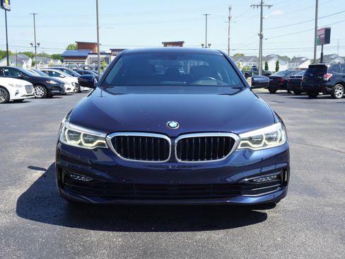 Used 2017 BMW 540i RWD image 2