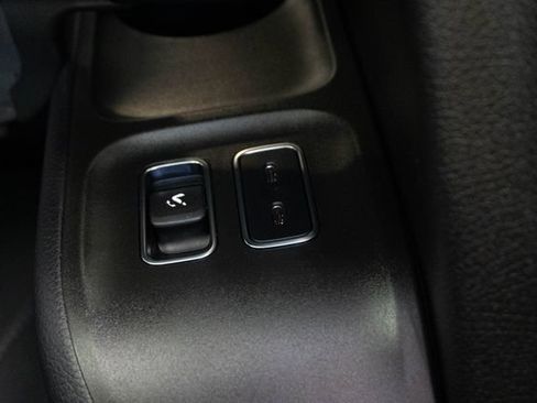 Used 2022 Mercedes-Benz GLS 450 4MATIC image 24