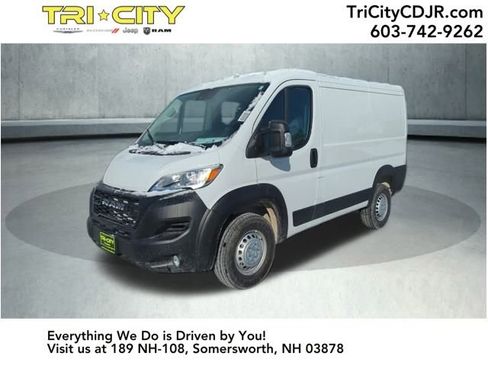New 2026 RAM ProMaster 1500 w/ Convenience Group image 1