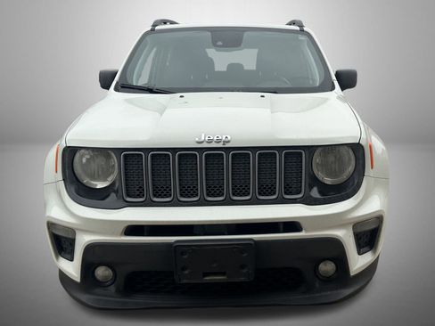 Used 2022 Jeep Renegade Latitude w/ Convenience Group image 2