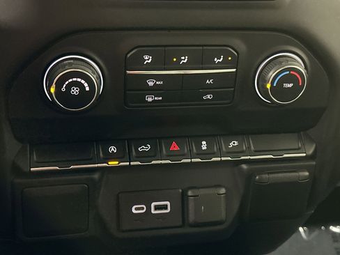 Used 2021 Chevrolet Silverado 1500 Custom w/ Safety Confidence Package image 25