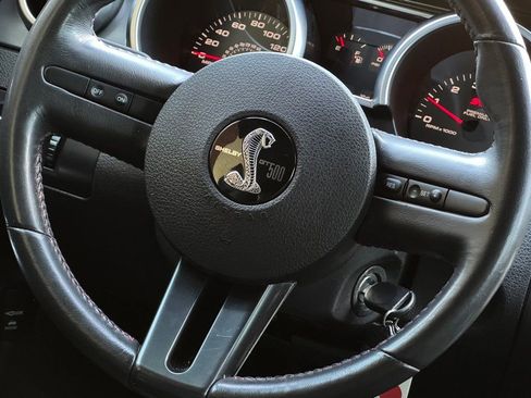 Used 2008 Ford Mustang Shelby GT500 RWD image 27