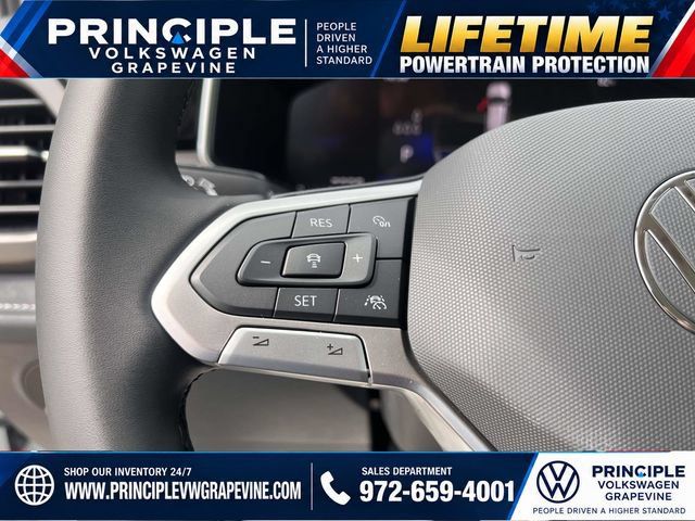 New 2027 Volkswagen Taos SE FWD image 14