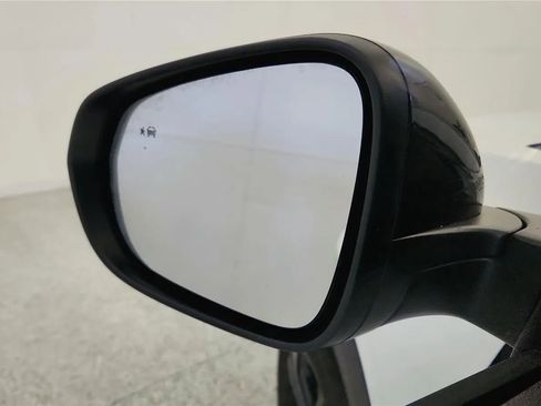 Used 2025 Chevrolet Trax ACTIV w/ Driver Confidence Package FWD image 24