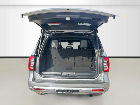 Used 2023 Ford Expedition Platinum RWD image 28