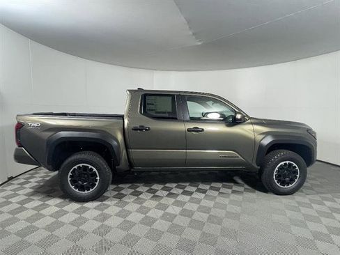 New 2026 Toyota Tacoma TRD Off-Road AWD/4WD image 8