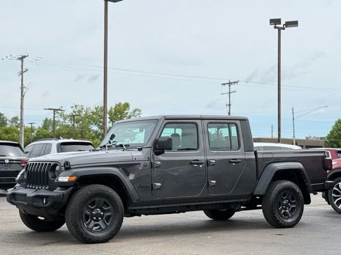 Used 2022 Jeep Gladiator Sport AWD/4WD image 28