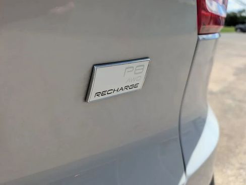 Used 2021 Volvo XC40 P8 Recharge w/ Advanced Package AWD/4WD image 6