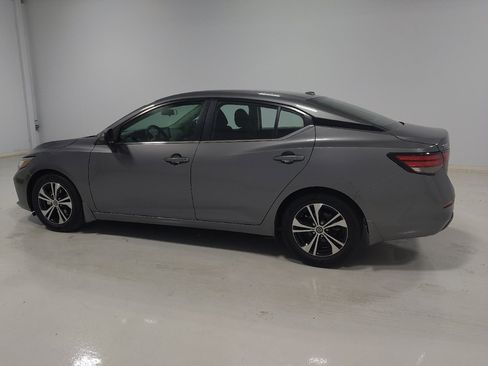 Used 2021 Nissan Sentra SV FWD image 3