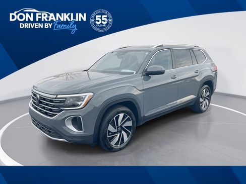 Used 2025 Volkswagen Atlas SEL AWD/4WD image 1