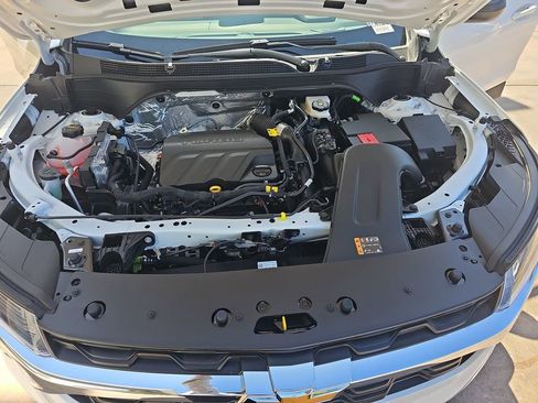 New 2026 Chevrolet Trax LS w/ Driver Confidence Package FWD image 31