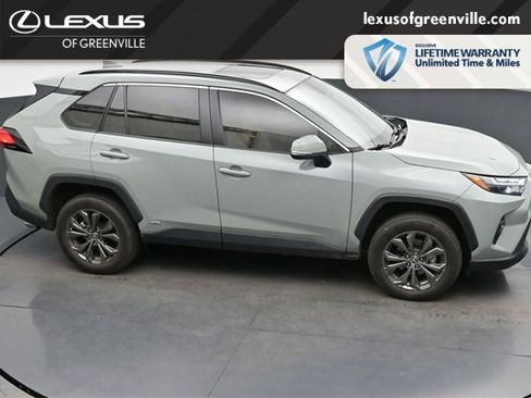 Used 2023 Toyota RAV4 XLE Premium image 47