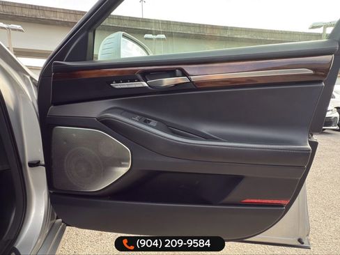 Used 2017 Genesis G90 5.0 Ultimate image 35