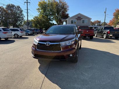 Used 2015 Toyota Highlander LE