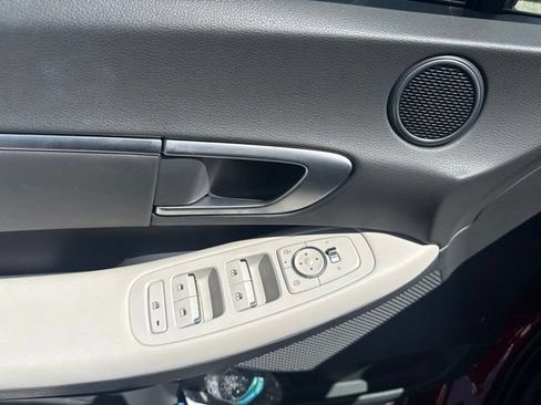 Used 2024 Hyundai Sonata SEL w/ Convenience Package FWD image 12