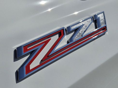 Certified 2024 Chevrolet Tahoe Z71 w/ Luxury Package image 17