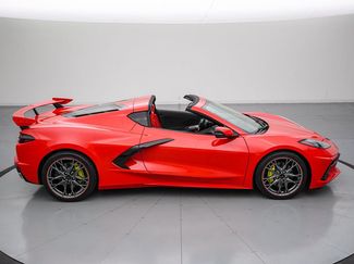 Used 2023 Chevrolet Corvette Stingray Coupe w/ 1LT RWD video 3