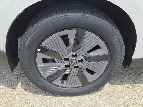 New 2025 Nissan Murano SL image 11