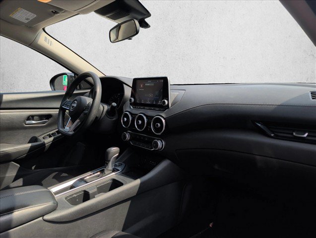 Used 2025 Nissan Sentra SV FWD image 29