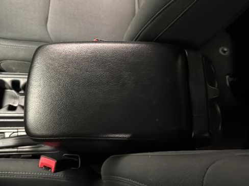Used 2021 Jeep Wrangler Unlimited Sport AWD/4WD image 21
