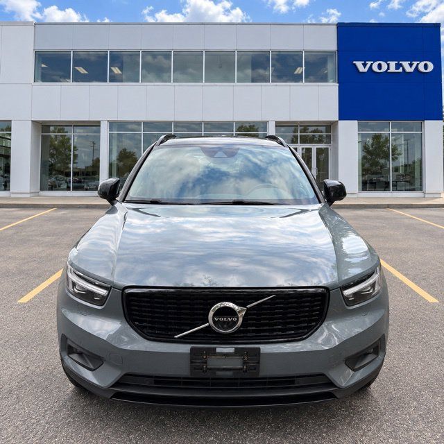 Used 2021 Volvo XC40 T5 R-Design w/ Advanced Package AWD/4WD image 8