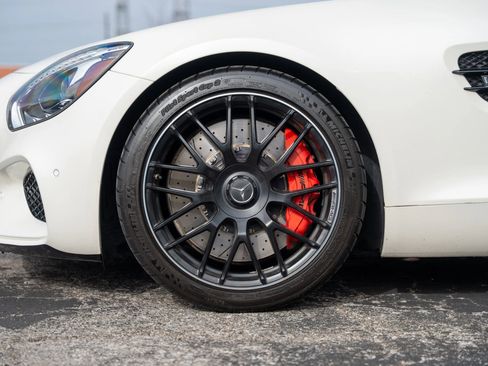 Used 2016 Mercedes-Benz AMG GT S image 5