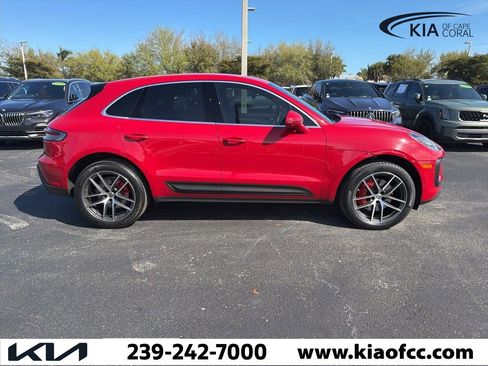 Used 2023 Porsche Macan S image 1