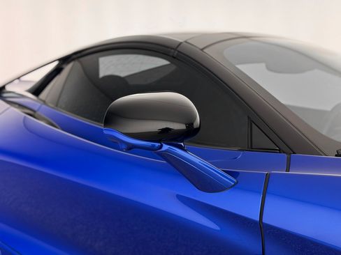 Used 2024 McLaren 750S Spider RWD image 35
