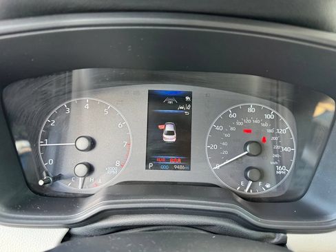 Used 2025 Toyota Corolla LE FWD image 14